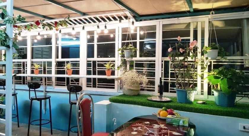 Flower Hostel Hanoi Exteriör bild